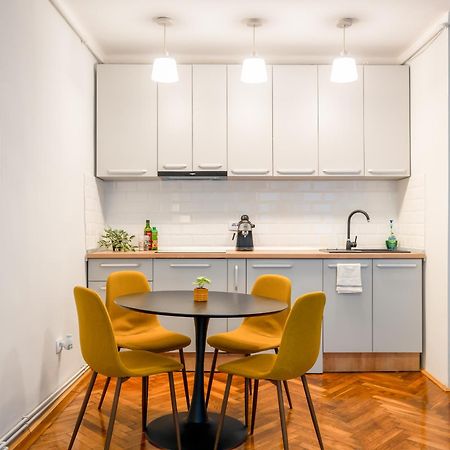 Cosy Center Apartment Braşov Exteriör bild